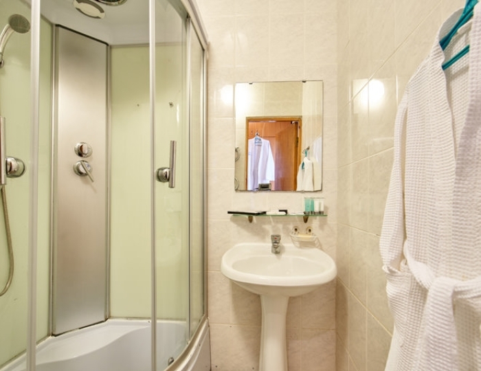 Повышенной комфортности 2-местный 1-комнатный корпус 1, 4 - Санаторий «Лазурный берег» Сочи